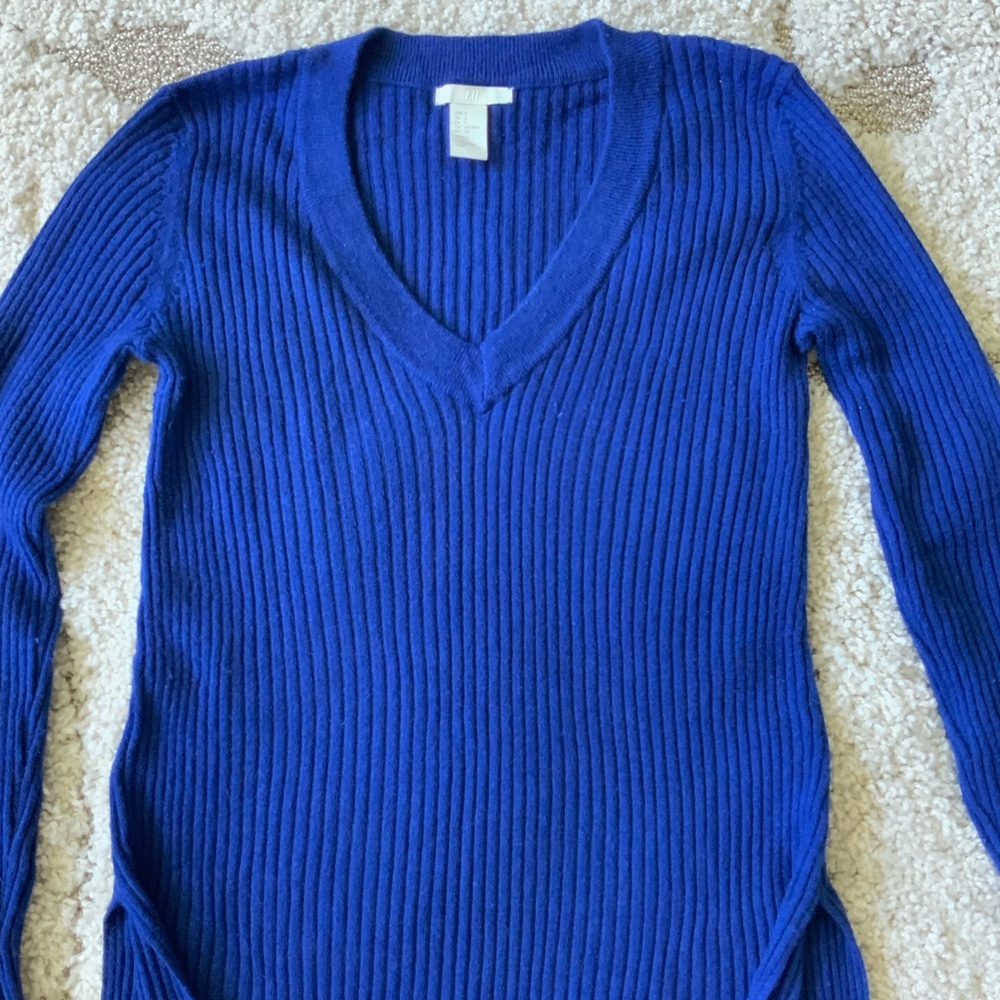 H&M Side Slit Sweater - Picture 2 of 5